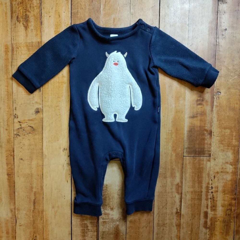 Gap outfit size 6 to 12 months one piece outfit navy blue unisex boys fleece